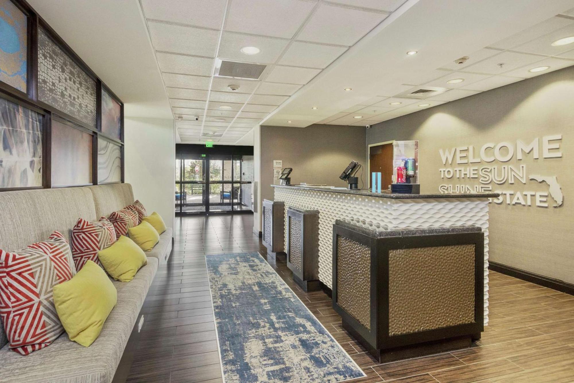 Hampton Inn & Suites Orlando-Apopka Forest City Екстериор снимка
