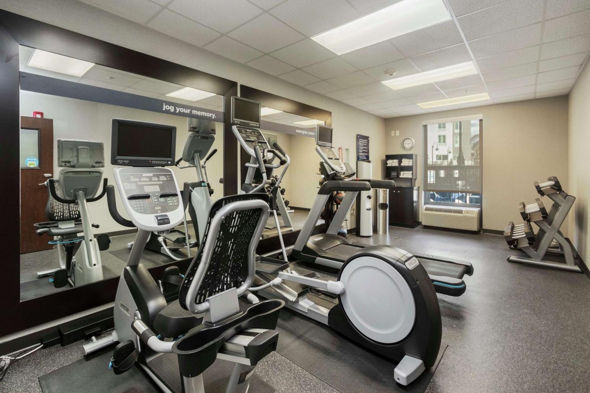 Hampton Inn & Suites Orlando-Apopka Forest City Екстериор снимка
