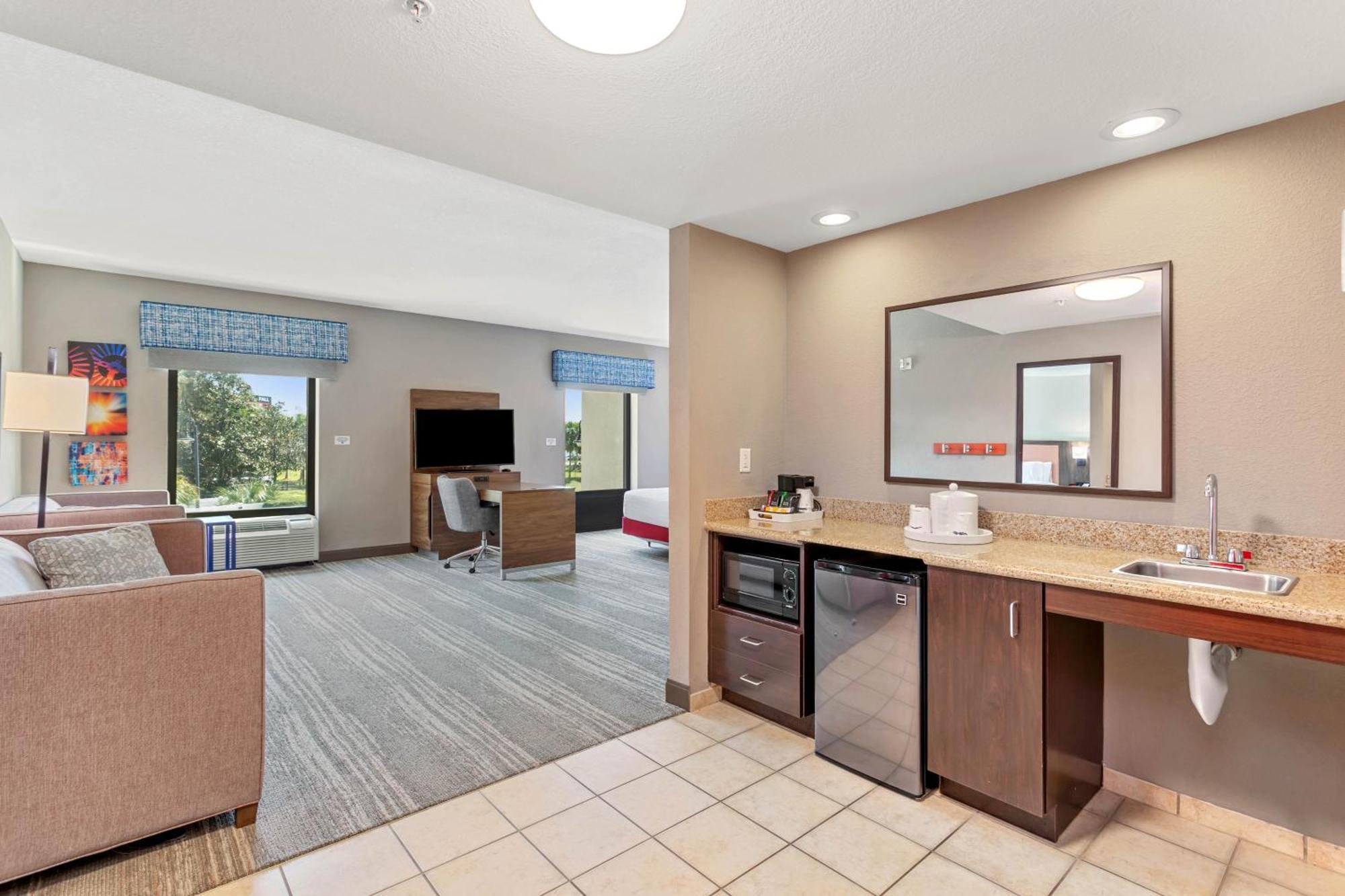 Hampton Inn & Suites Orlando-Apopka Forest City Екстериор снимка